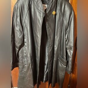 Vintage Tower Hill black genuine leather mid trench coat